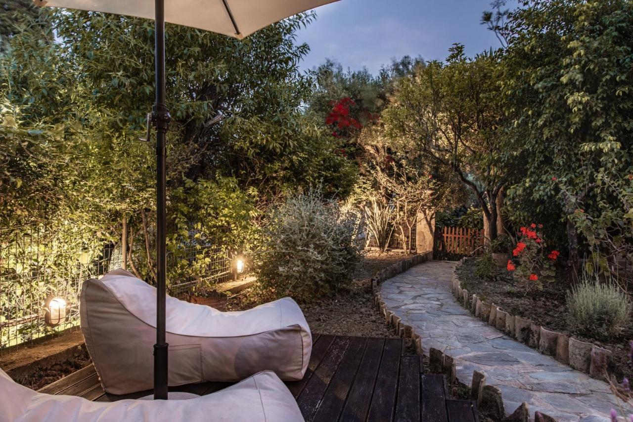 Gioia - Secret Gem With Private Garden Villa Katastárion