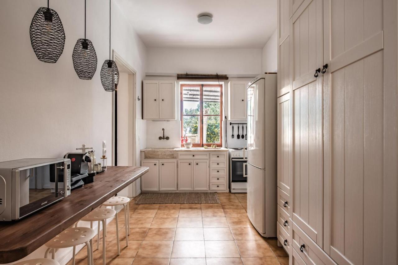 Gioia - Secret Gem With Private Garden Villa
