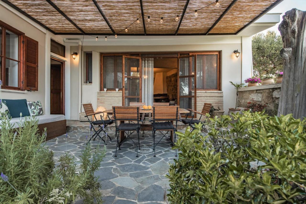 Villa Villa Gioia - Secret Gem With Private Garden Katastarion