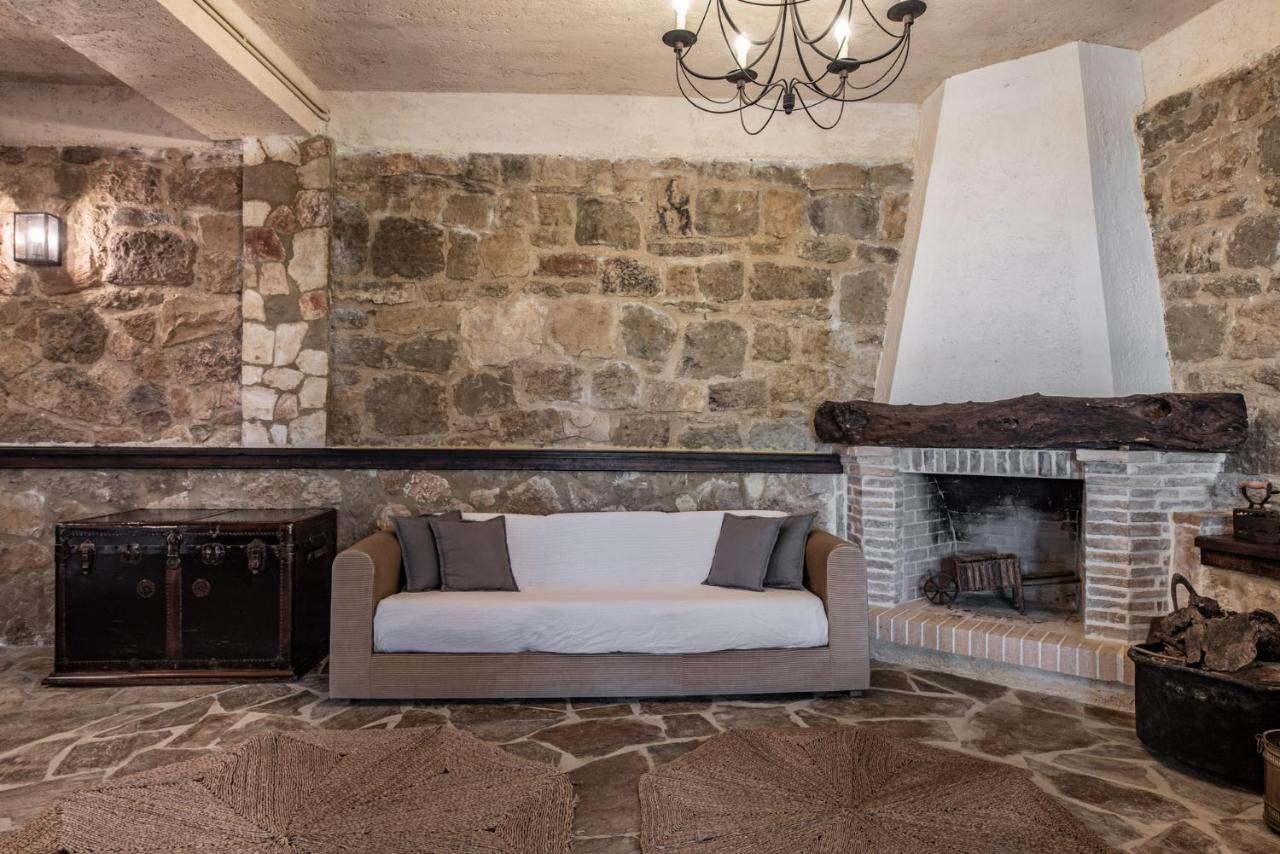 Gioia - Secret Gem With Private Garden Villa Katastárion